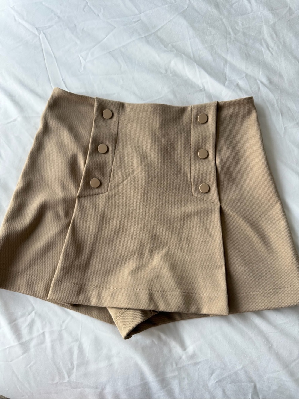 H&M Neutral Beige High-Rise Skort
